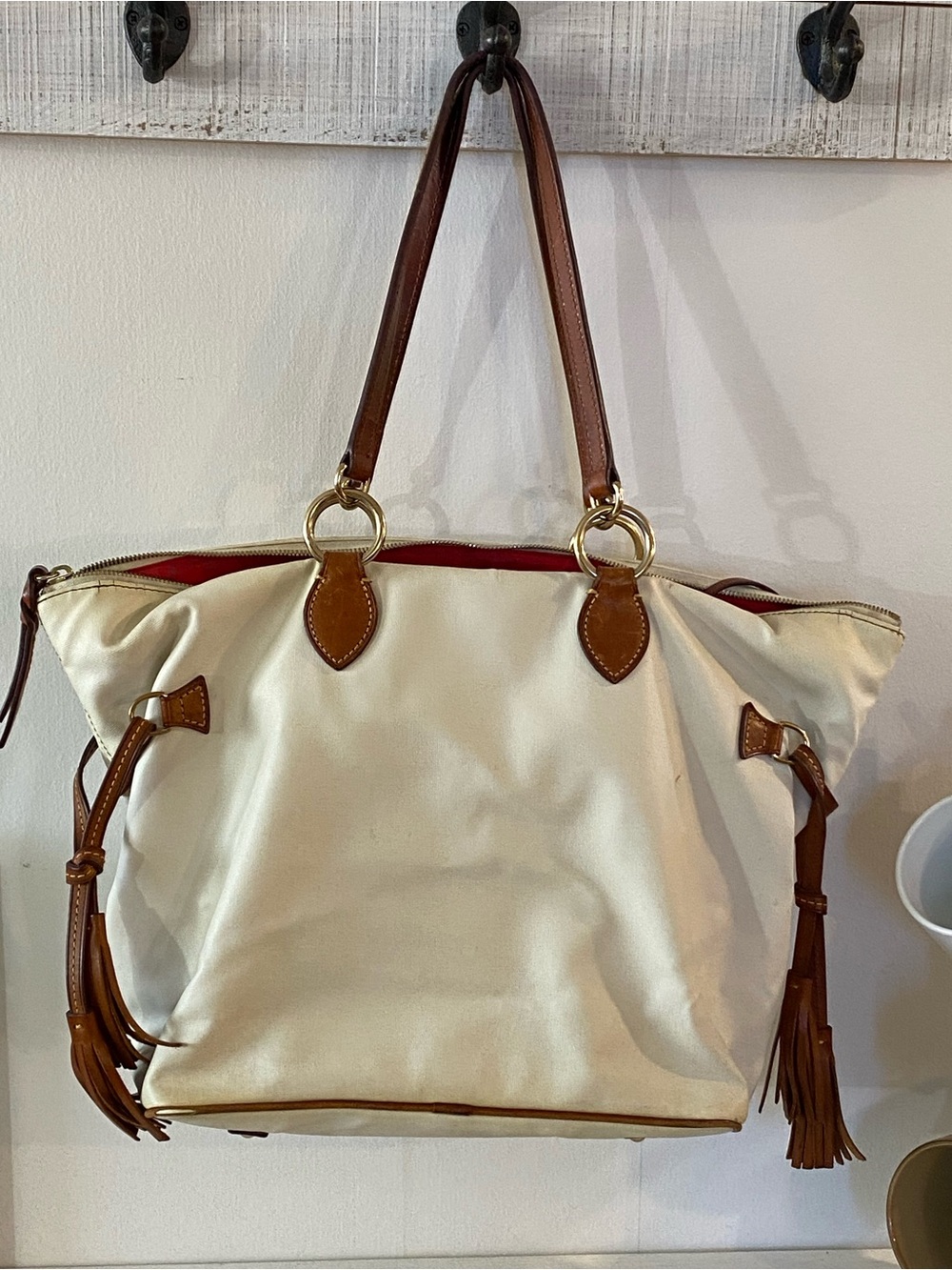 Dooney & Bourke Nylon Tote in Cream🌺 - Picture 11 of 15